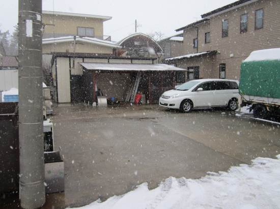 駐車スペースの無散水融雪